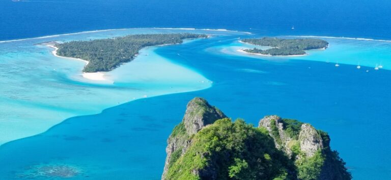 Views from the peak towards the pass